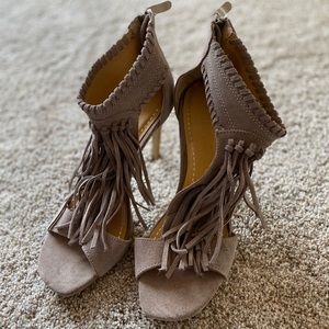 Fringe heels